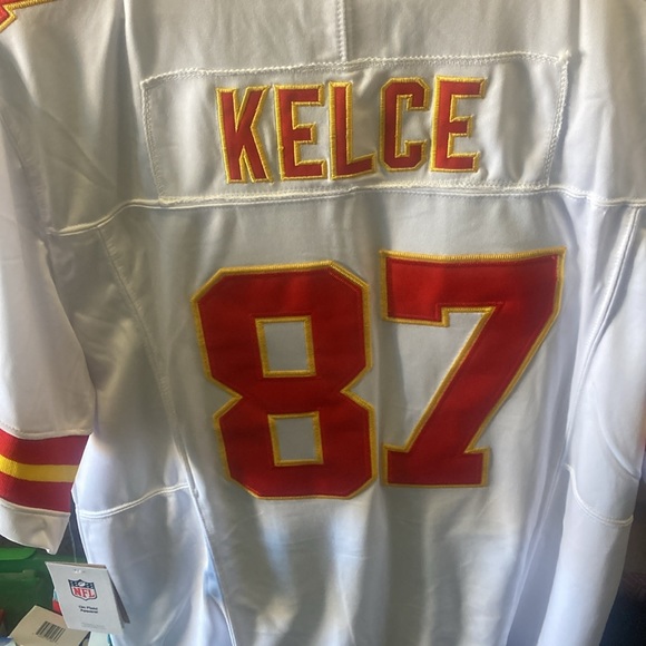 Travis Kelce, # 87 Kansas City Chiefs Size Large - Picture 5 of 6
